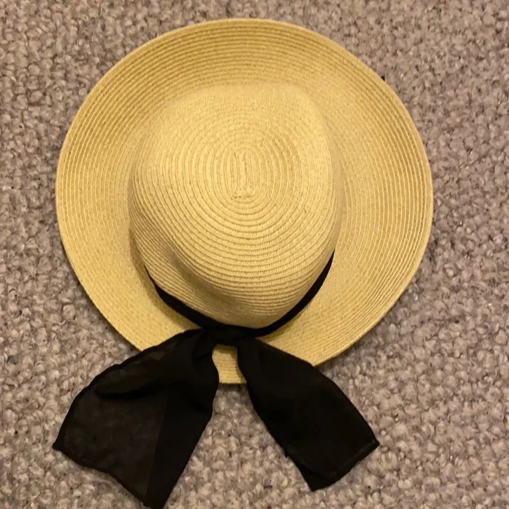 KAREN Keith summer hat.